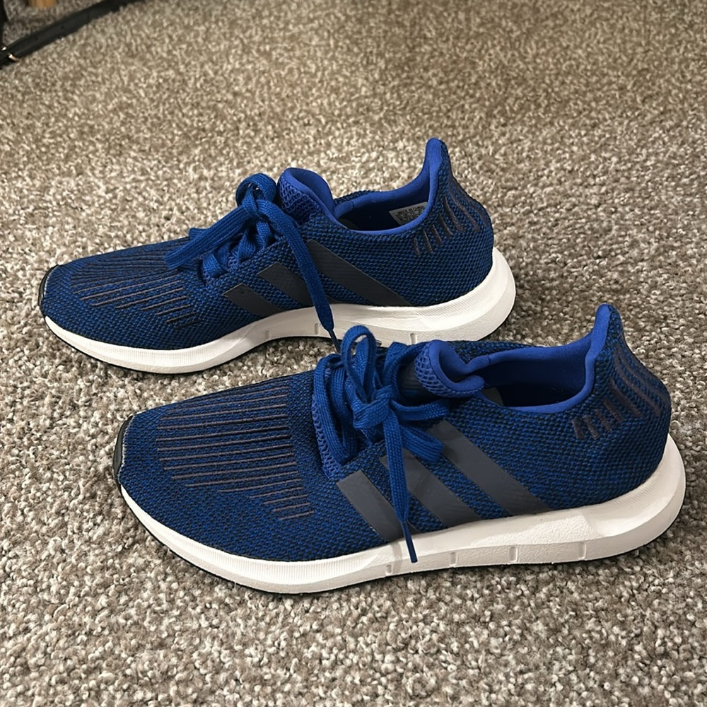 Adidas Swift Run Shoes
